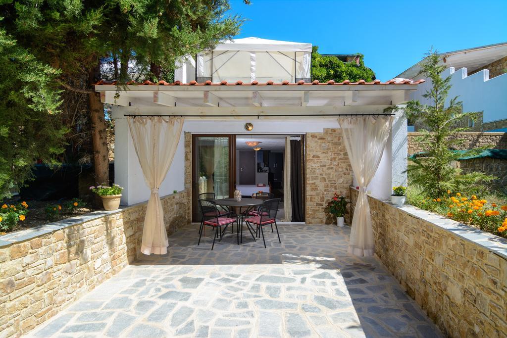 Maria Elena Villas Neos Marmaras Exterior foto